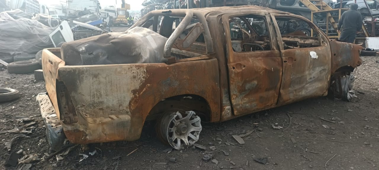  Toyota HILUX 2005    EN DESARME